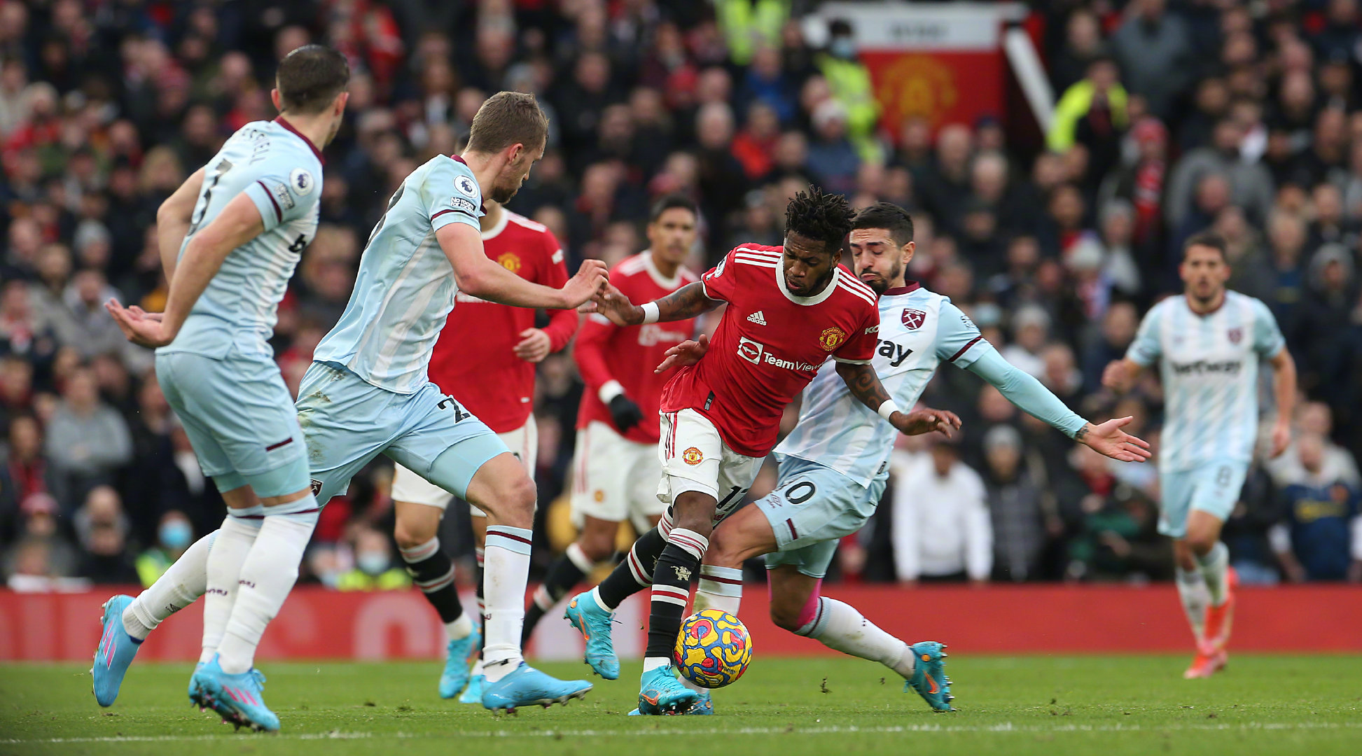 许多球员以 许多球员以