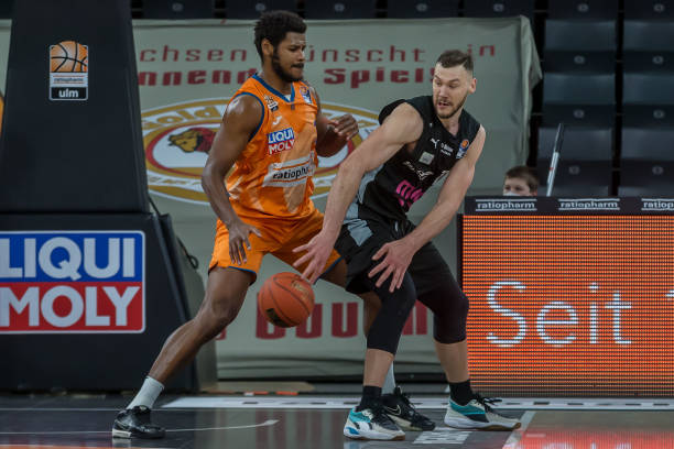 时普遍缺乏 时普遍缺乏